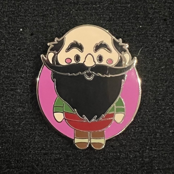 Disney World of Evil Pin - Stromboli from Pinocchio - Picture 1 of 2